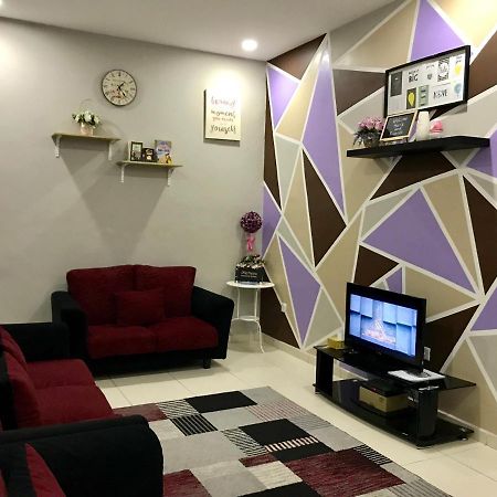 D'Q Putra Homestay Melaka Unit Miqa Exterior photo